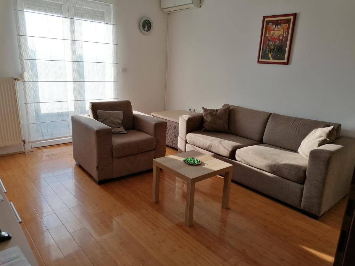 Apartman Breza Kruševac Exterior foto